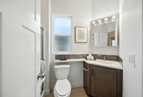 7151_US-60_Gold_Canyon_AZ_85118_USA-Bathroom-Order_199750-WDS_0495