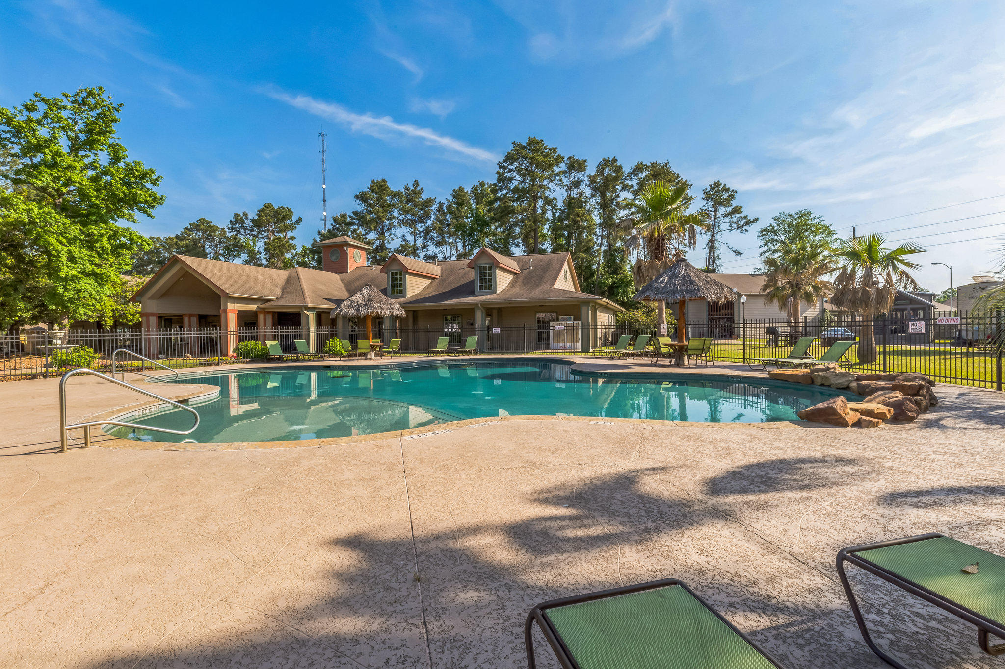 01_29321_S_Plum_Creek_Dr_Spring_TX_77386_USA-Exterior-_DM41626