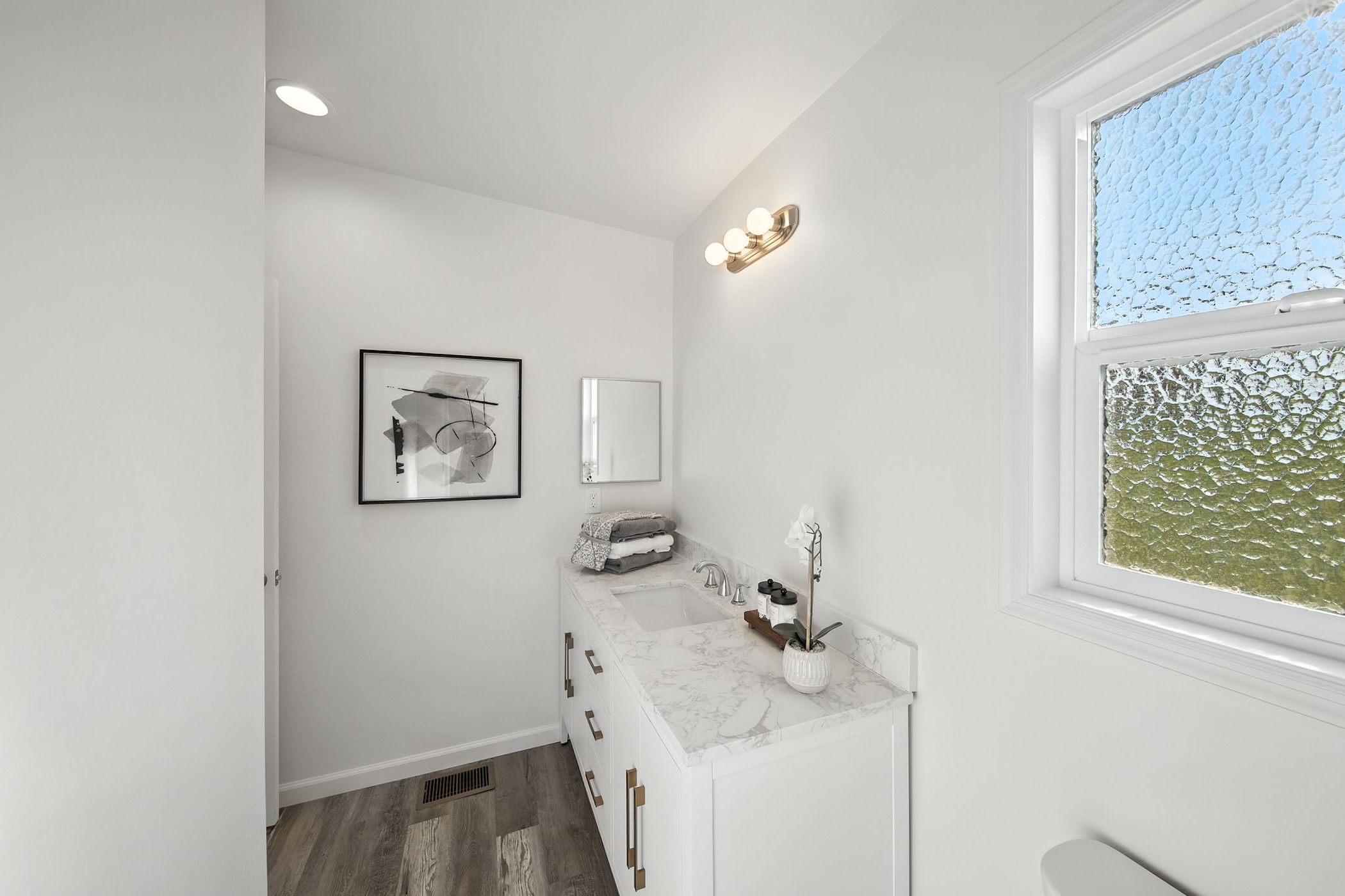 7151_US-60_Gold_Canyon_AZ_85118_USA-Bathroom-Order_199750-WDS_0468