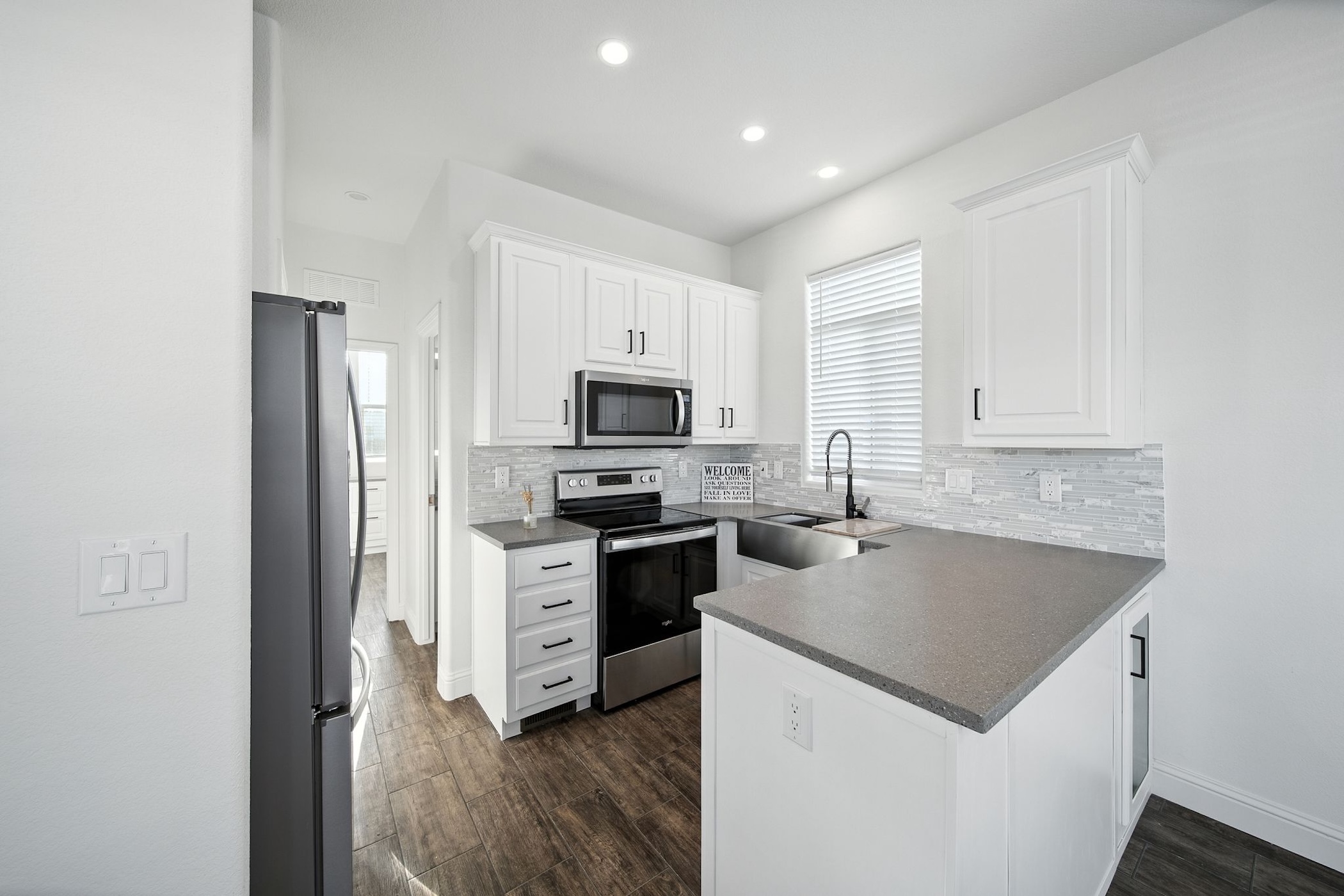 7151_US-60_Gold_Canyon_AZ_85118_USA-Kitchen-Order_199750-WDS_0502