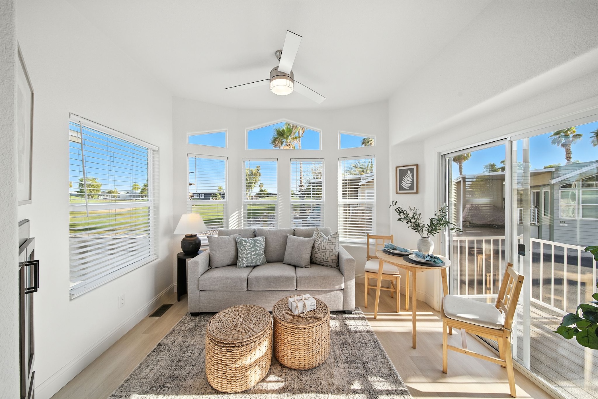 7151_US-60_Gold_Canyon_AZ_85118_USA-Living_room-Order_199750-WDS_0486