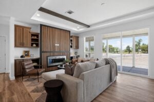 11_11201_N_El_Mirage_Rd-Living_room-005