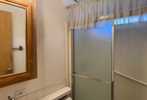 528-Shower