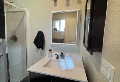 471-AZ-Bathroom