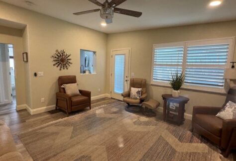 471-AZ-Room-Door