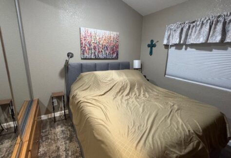650-Bedroom