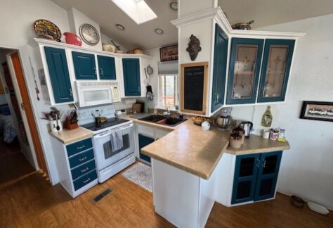 700-Kitchen
