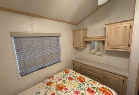 737-Bedroom-Cab-Up