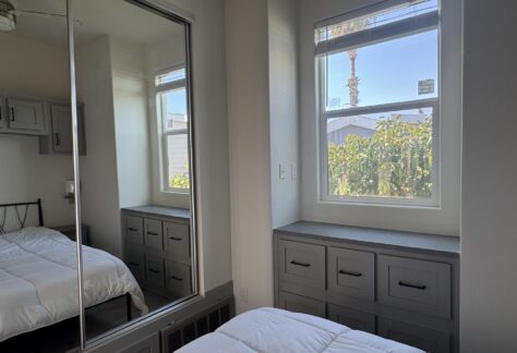 376-Bed