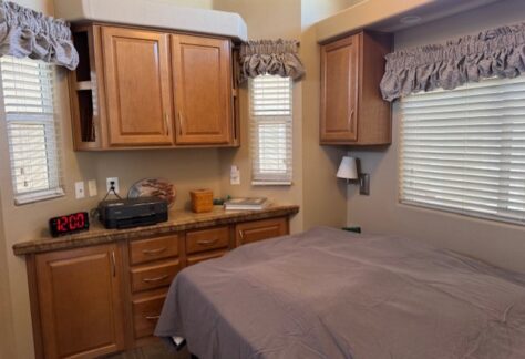 379-Bedroom