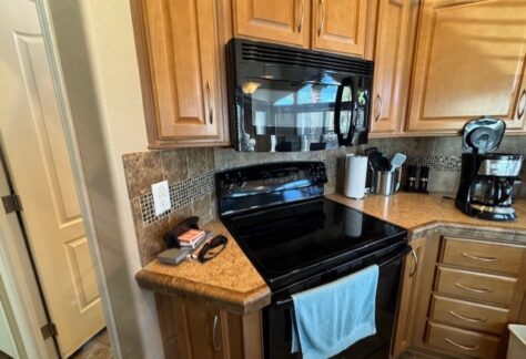 379-Stove-Corner