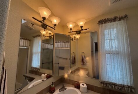 671-Bathroom