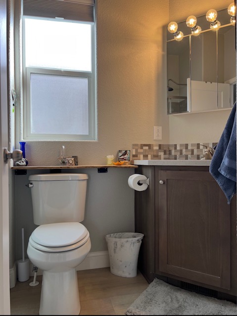 431-Bathroom