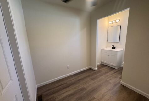 437-Mud-Room