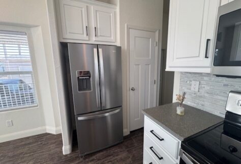 437-Refrigerator