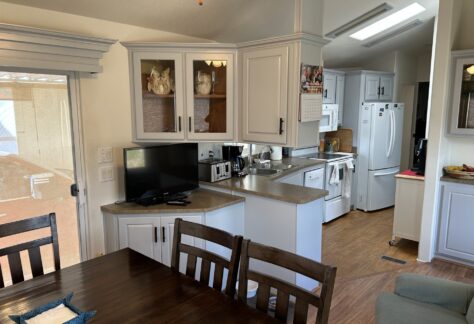 7-Entertainment-Center