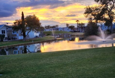 609-Golf-Course-Fountain