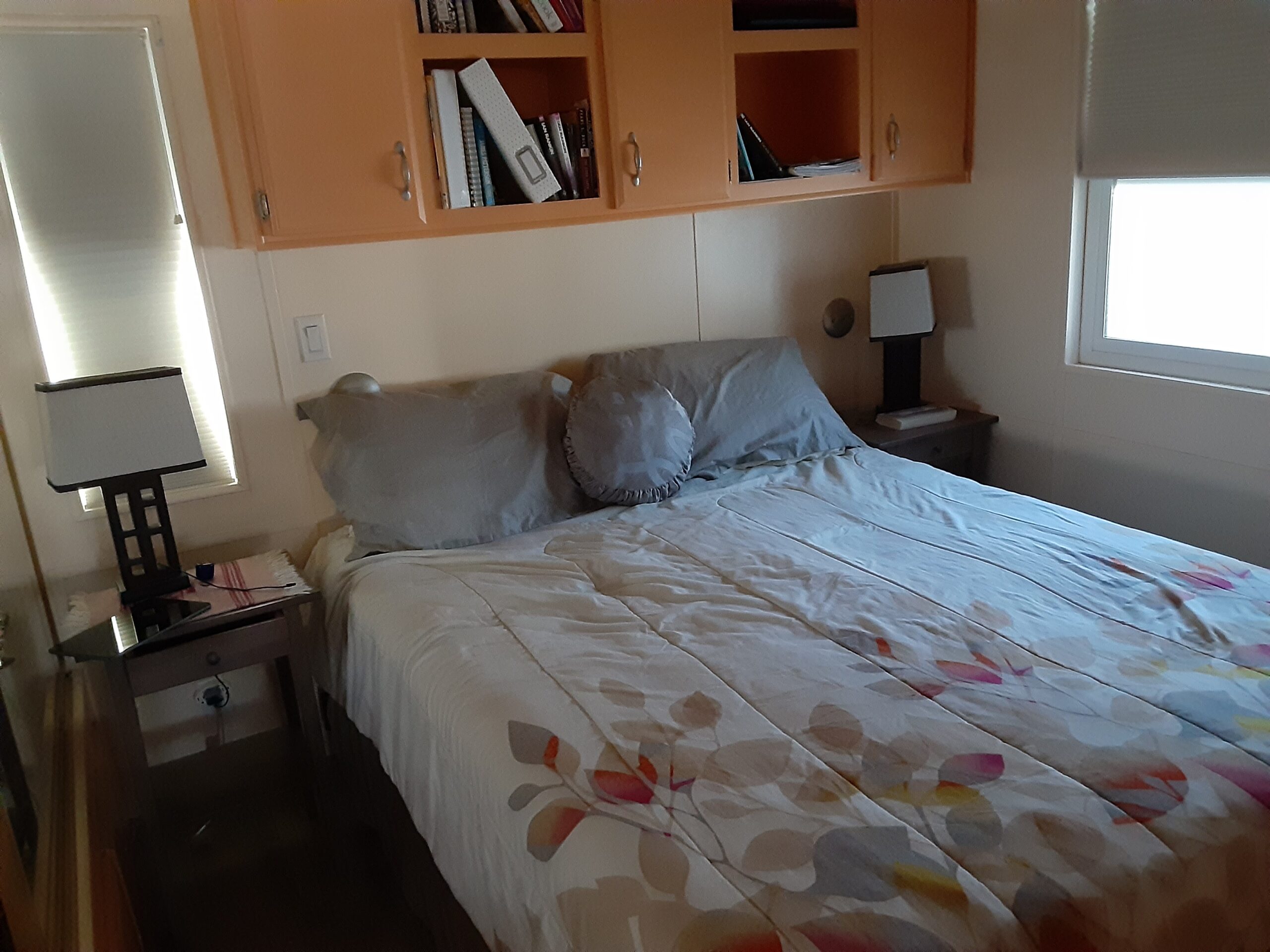 301-Bedroom