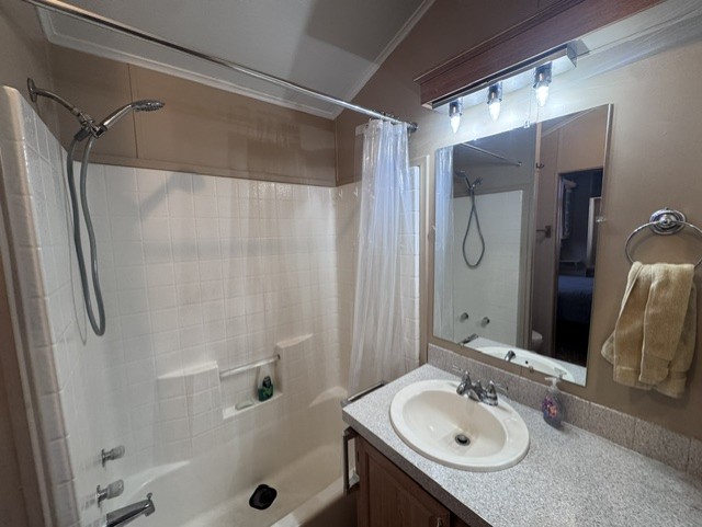 570-Up-Bathroom